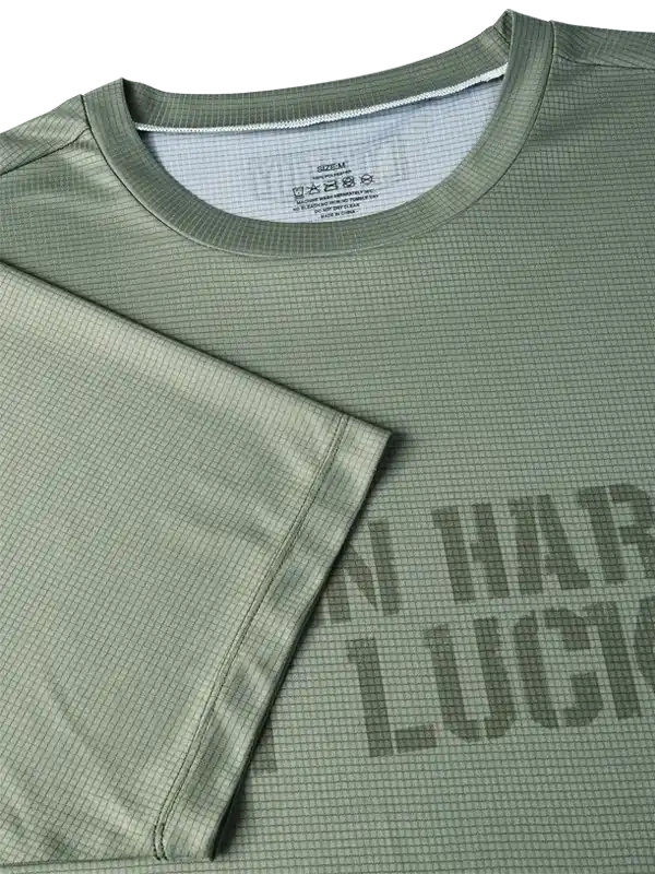 Train Hard Men's Technical T-Shirt - Image 3